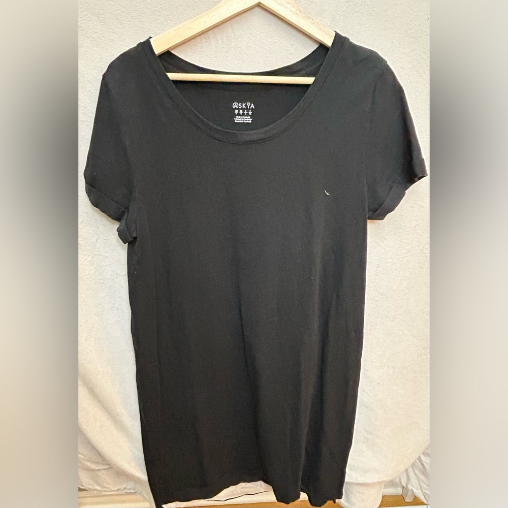 Askya Black Short Sleeve T-shirt dress